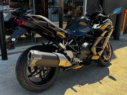 2025 Kawasaki NINJA H2 SX SE