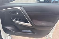 2021 Mitsubishi Pajero Sport GLS