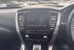 2021 Mitsubishi Pajero Sport GLS