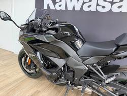 2025 Kawasaki 2025 Kawasaki 1100CC Ninja 1100sc Motorcycle Black