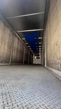 2015 Krueger 24P Straight Insulated Curtain Sider White