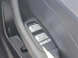 2025 MG MGS5 EV Essence 62