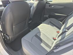 2025 MG MGS5 EV Essence 62