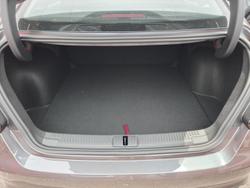 2025 MG MG5 Essence MY25 Misty Grey