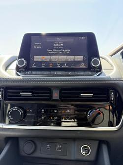 2023 Nissan X-TRAIL ST