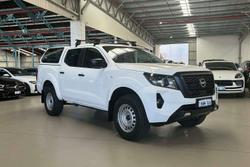 2022 Nissan Navara SL