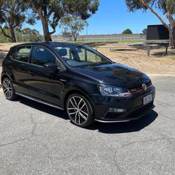 2016 Volkswagen Polo GTI