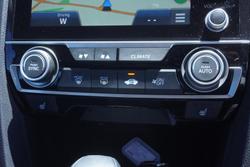 2019 Honda Civic VTi-LX