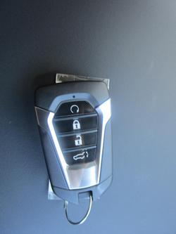 2025 Isuzu MU-X X-TERRAIN