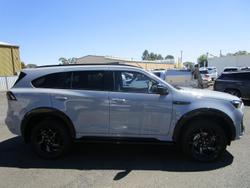 2025 Isuzu MU-X X-TERRAIN