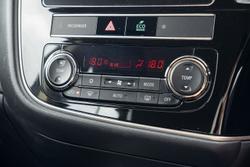 2018 Mitsubishi Outlander ES