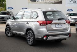 2018 Mitsubishi Outlander ES
