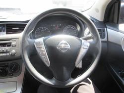 2013 Nissan Pulsar ST