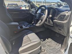 2025 Isuzu MU-X LS-T