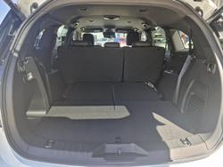 2025 Isuzu MU-X LS-T