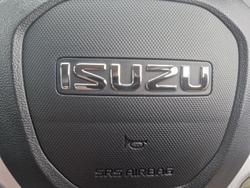 2025 Isuzu D-MAX SX