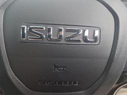 2025 Isuzu D-MAX X-TERRAIN