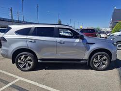 2025 Isuzu MU-X LS-T