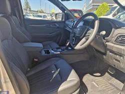 2025 Isuzu MU-X LS-T