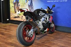 2016 APRILIA RSV4 FACTORY Red