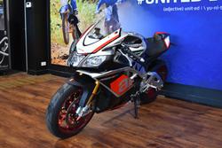 2016 APRILIA RSV4 FACTORY Red