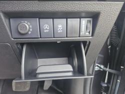 2025 Isuzu D-MAX SX