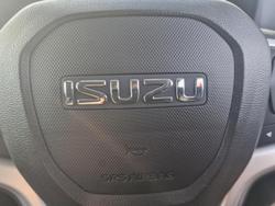 2025 Isuzu D-MAX SX