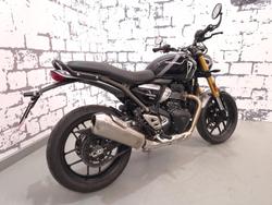 2025 Triumph Speed 400 Speed Four Black