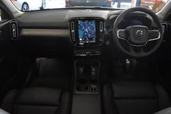 2025 Volvo XC40 Plus B4 Special Edition