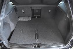 2025 Volvo XC40 Ultra B4 Dark MY26 AWD Onyx Black