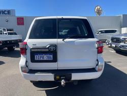 2012 Toyota Landcruiser GX VDJ200R MY10 4X4 Constant Powder White