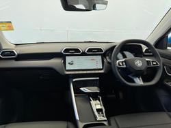 2025 MG ZS Essence Turbo