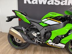 2025 Kawasaki NINJA ZX-10R GREEN