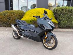 2023 Yamaha TMAX 560 (ABS)