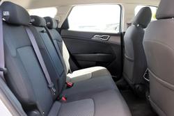 2025 Kia Sportage HEV SX