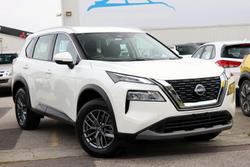 2025 Nissan X-TRAIL ST