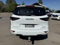 2023 Isuzu MU-X LS-M MY23 4X4 Dual Range Mineral White