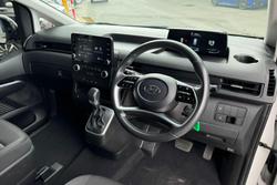2023 Hyundai STARIA LOAD