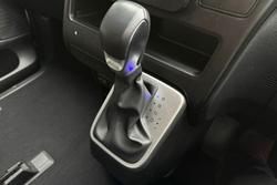 2023 Hyundai STARIA LOAD