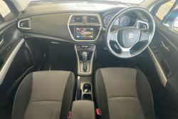 2015 Suzuki S-Cross GLX