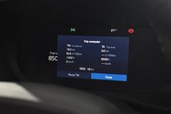 2025 Volvo XC40 Plus B4