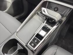 2025 MG ZS Essence Hybrid+ ZS32 MY25.5 Diamond Red