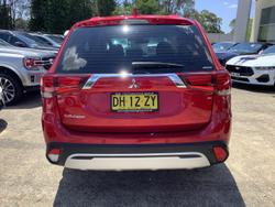 2020 Mitsubishi Outlander ES