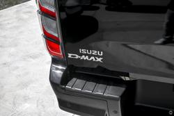 2025 Isuzu D-MAX X-TERRAIN