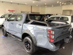 2025 Isuzu D-MAX BLADE