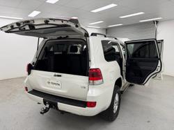 2020 Toyota Landcruiser GXL VDJ200R 4X4 Dual Range Crystal Pearl