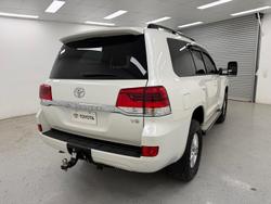 2020 Toyota Landcruiser GXL VDJ200R 4X4 Dual Range Crystal Pearl
