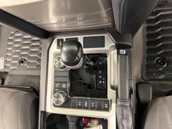 2020 Toyota Landcruiser GXL VDJ200R 4X4 Dual Range Crystal Pearl