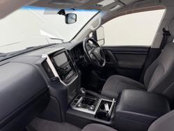 2020 Toyota Landcruiser GXL VDJ200R 4X4 Dual Range Crystal Pearl