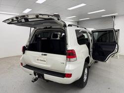 2020 Toyota Landcruiser GXL VDJ200R 4X4 Dual Range Crystal Pearl